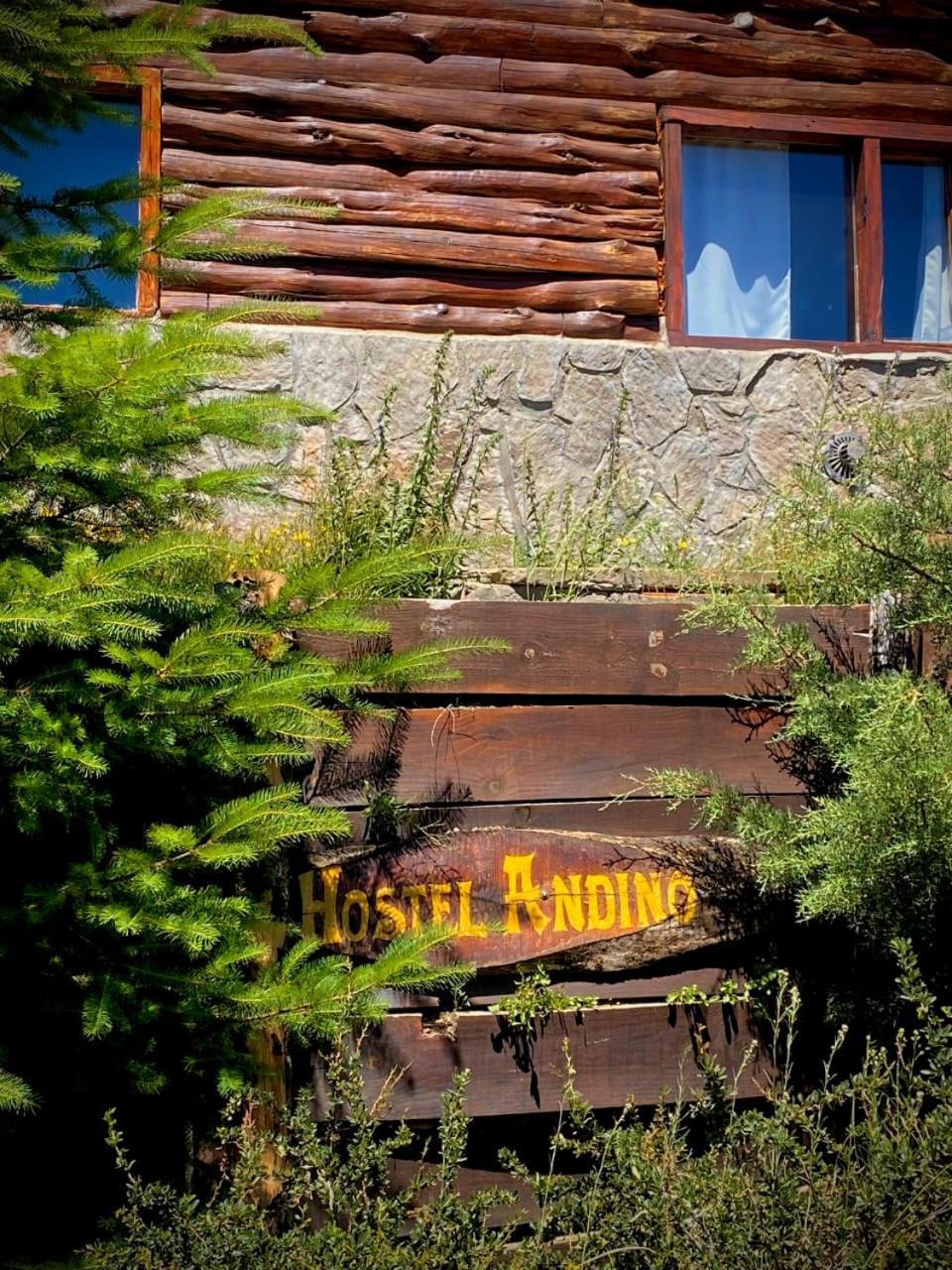 Hostel Andino Villa Pehuenia Εξωτερικό φωτογραφία